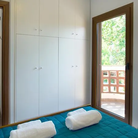 Amaryllis Summer Maisonettes Lejlighed Posidi