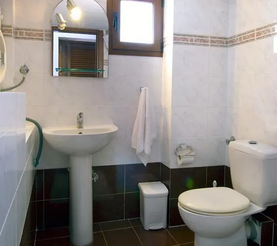 Amaryllis Summer Maisonettes *