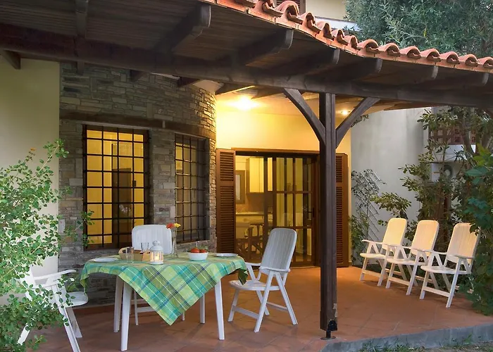 Amaryllis Summer Maisonettes شقة